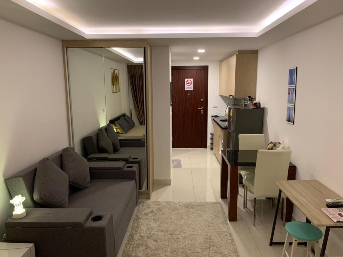 Laguna Beach Condo Resort 3 Maldives Pattaya Pool View ลากูน่า บีช คอนโด รีสอร์ต 3 พัทยา Praia de Jomtien Exterior foto