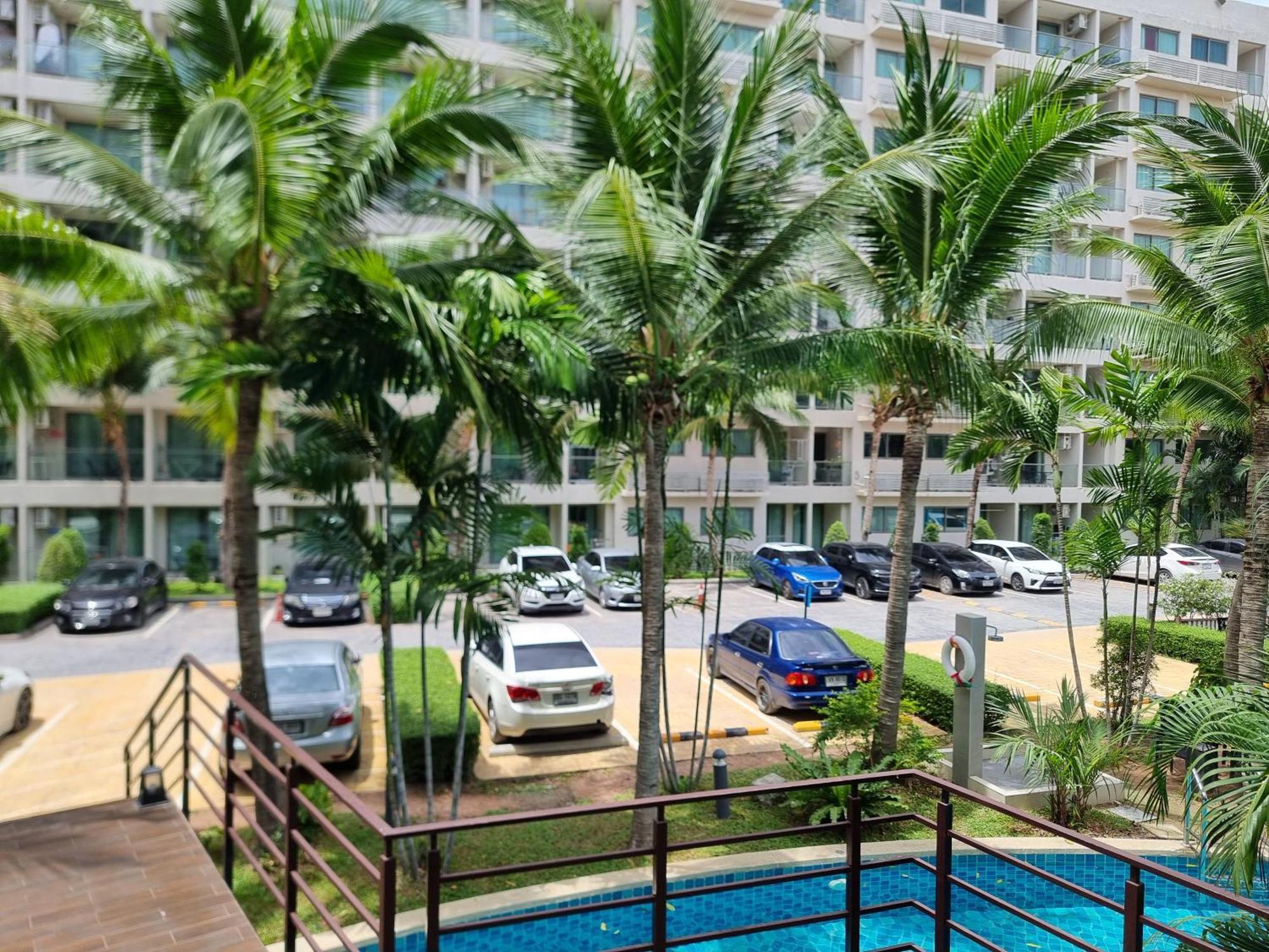 Laguna Beach Condo Resort 3 Maldives Pattaya Pool View ลากูน่า บีช คอนโด รีสอร์ต 3 พัทยา Praia de Jomtien Exterior foto