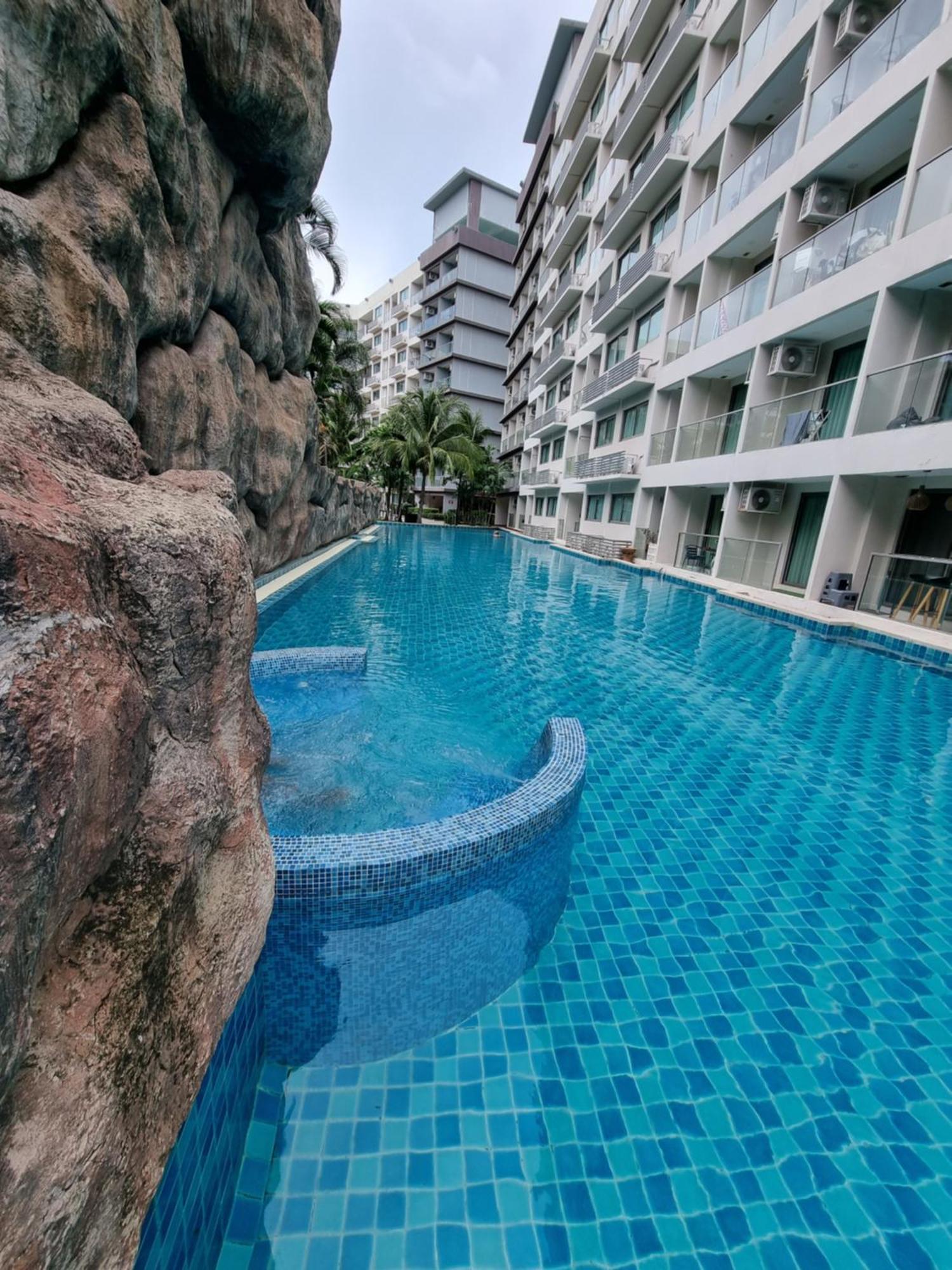 Laguna Beach Condo Resort 3 Maldives Pattaya Pool View ลากูน่า บีช คอนโด รีสอร์ต 3 พัทยา Praia de Jomtien Exterior foto