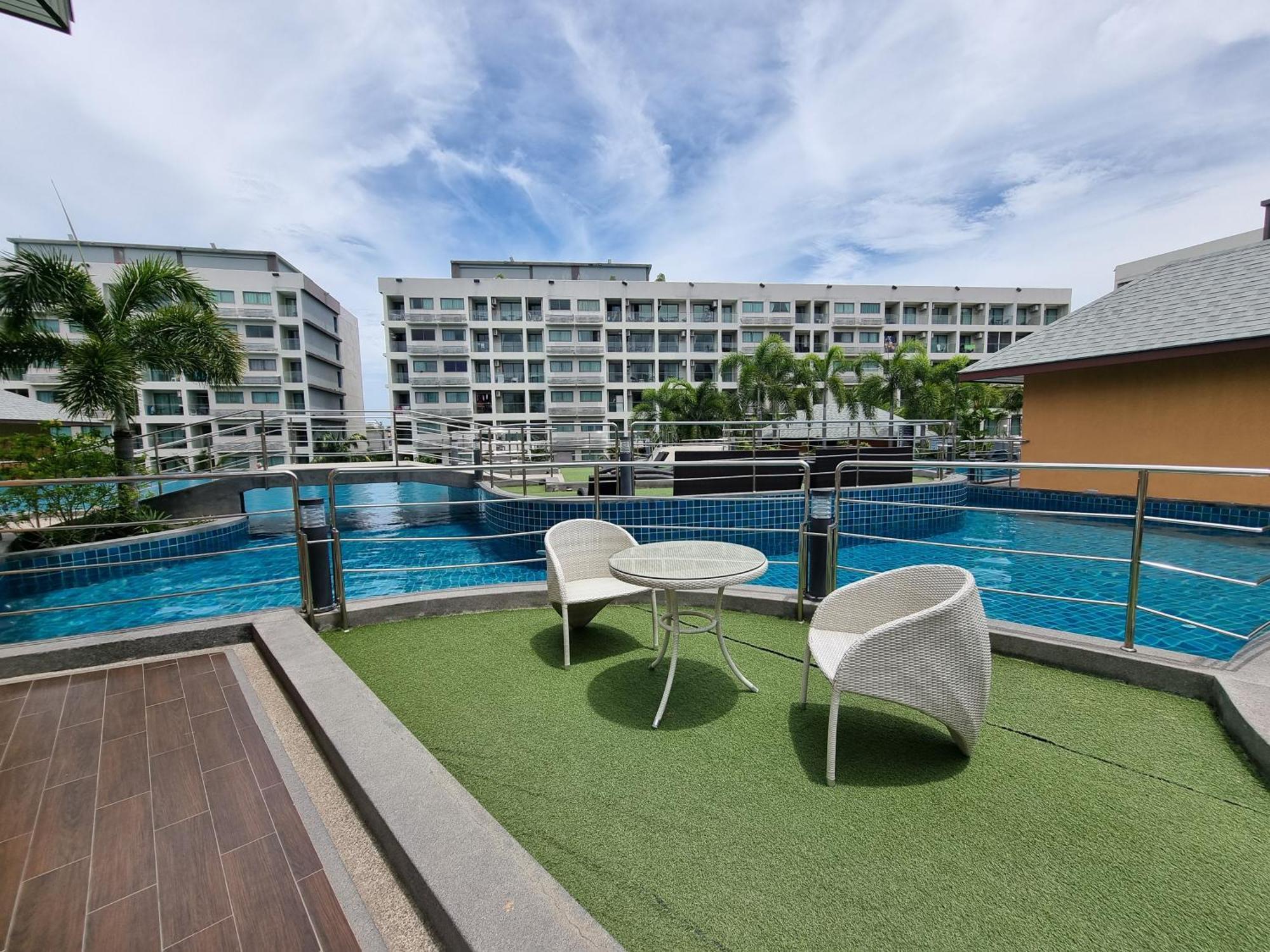 Laguna Beach Condo Resort 3 Maldives Pattaya Pool View ลากูน่า บีช คอนโด รีสอร์ต 3 พัทยา Praia de Jomtien Exterior foto
