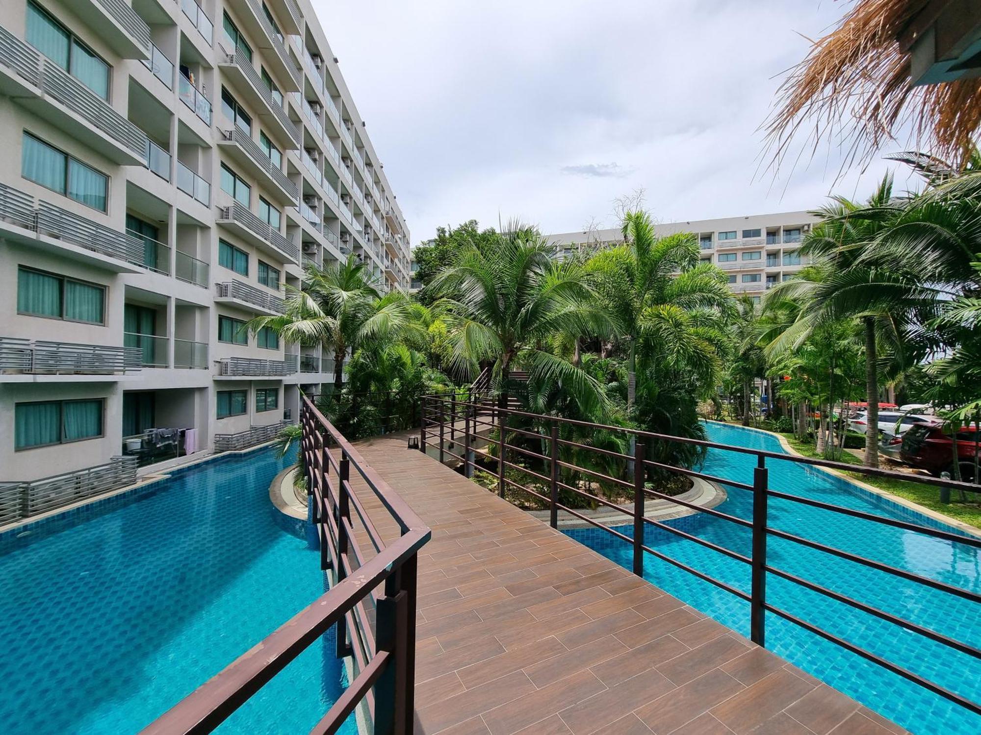 Laguna Beach Condo Resort 3 Maldives Pattaya Pool View ลากูน่า บีช คอนโด รีสอร์ต 3 พัทยา Praia de Jomtien Exterior foto